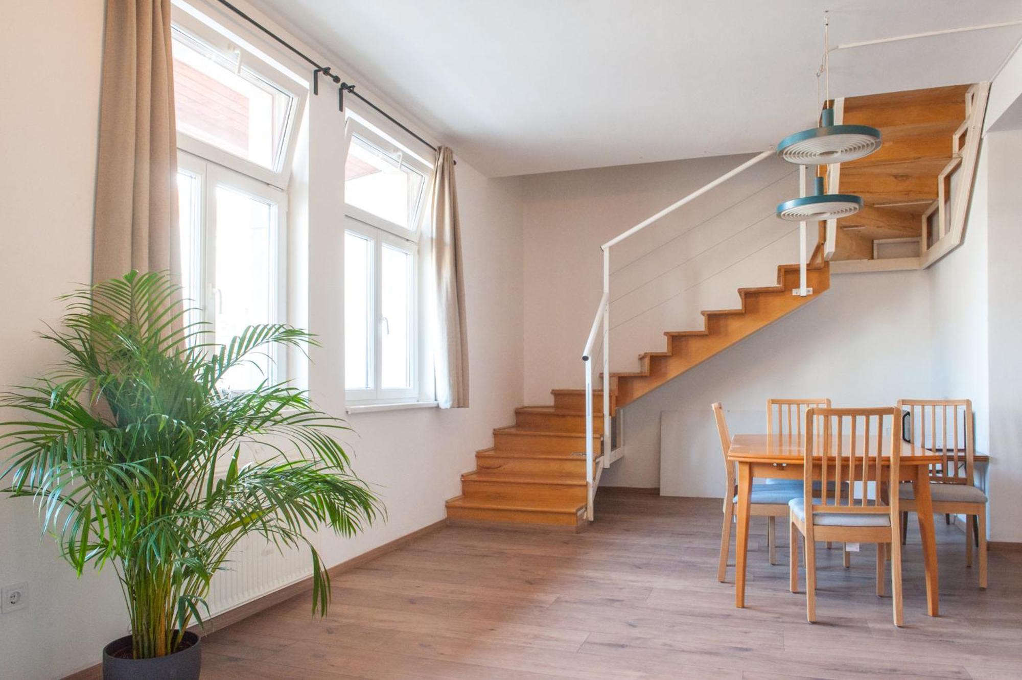 Spacious 2 Story Loft W Balcony Near Opera, Andrassy Будапеща Екстериор снимка